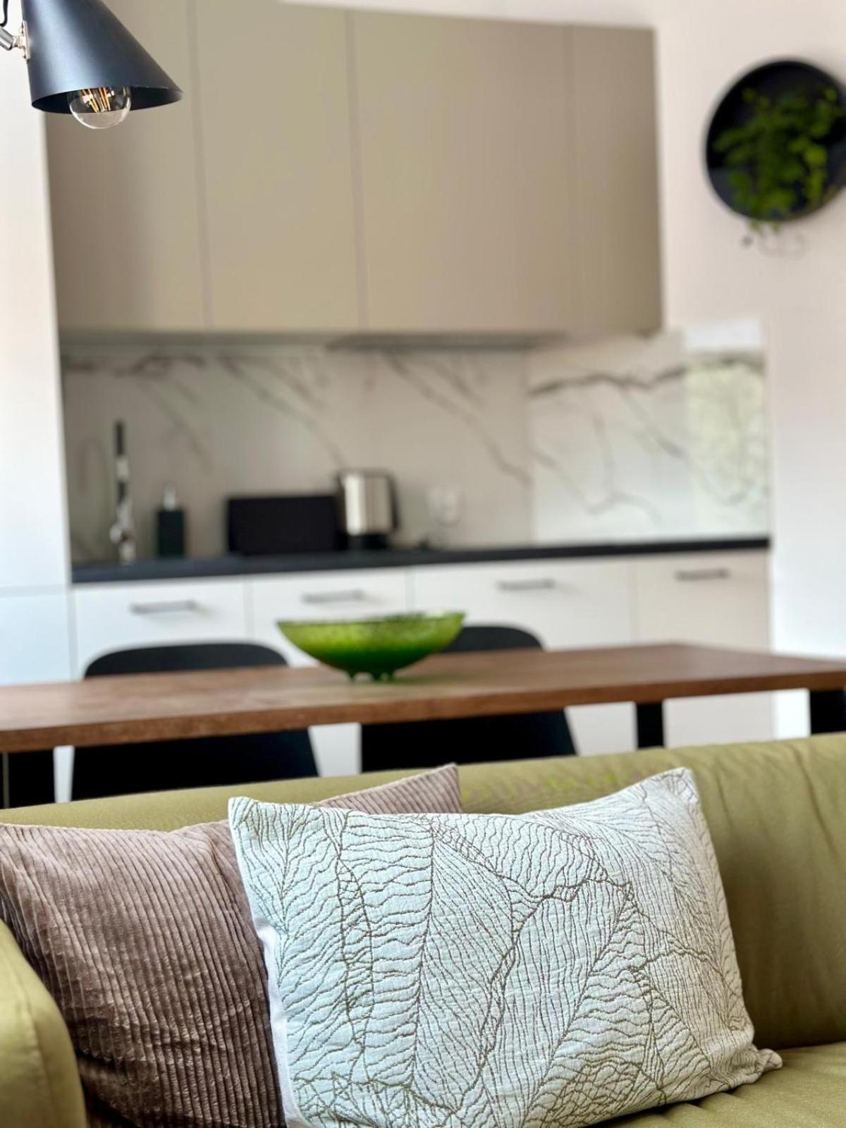 Trinity Apartment *
